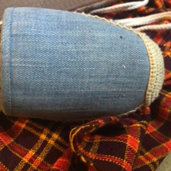 Micheal Kors lace up platforms - Picture 5 of 8